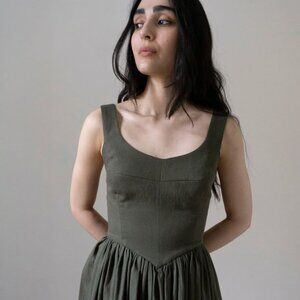 Ovate Hemlock Dress Green